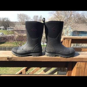 Muck Boot Company Women's Chore Mid Boot